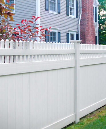 Vinyl Privacy Fence Panel with Straight Picket Top